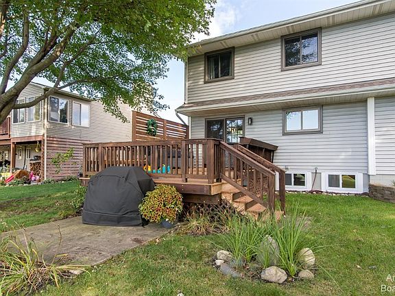4th image of 9059 Wildwood Lake Dr