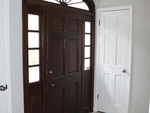 4th image of 206 Glen Haven Dr