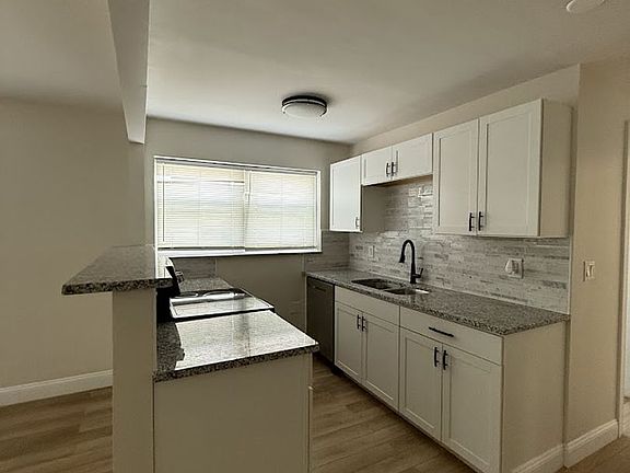 5th image of 5653 Bramble Ave Unit 2