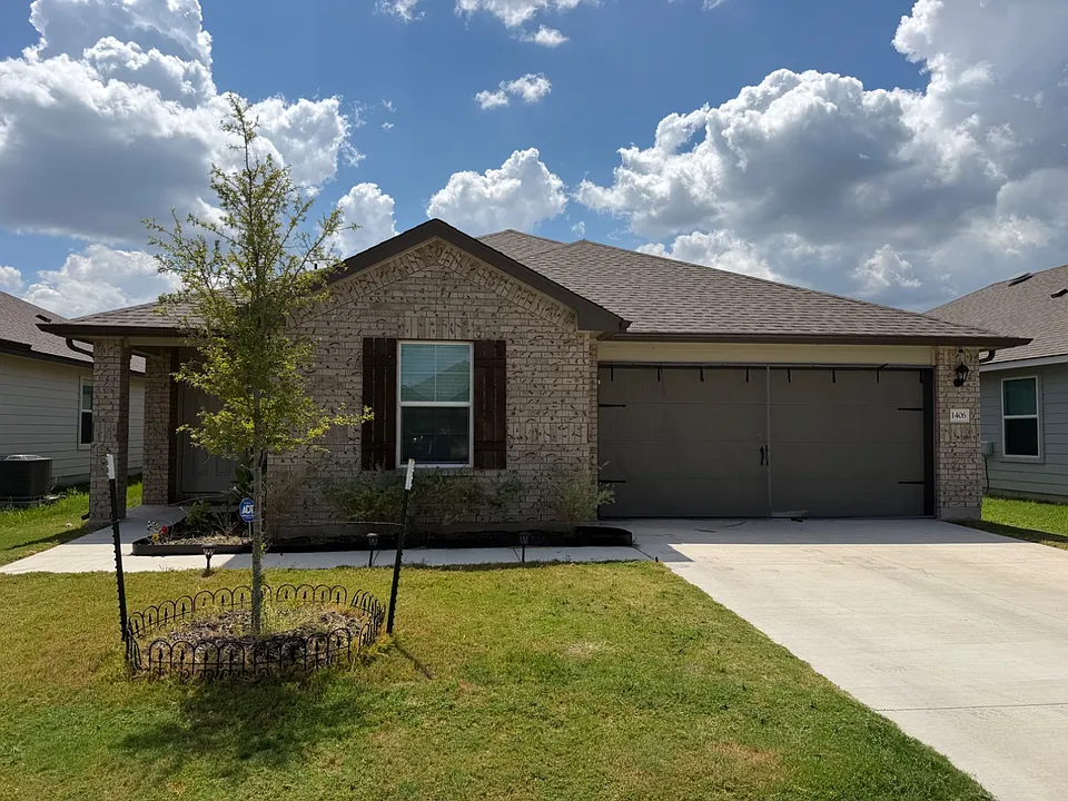1406 Rolling Thunder Dr