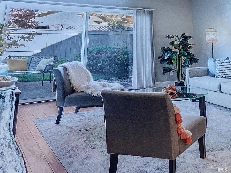 1st image of 739 Tommy Dorsey Court