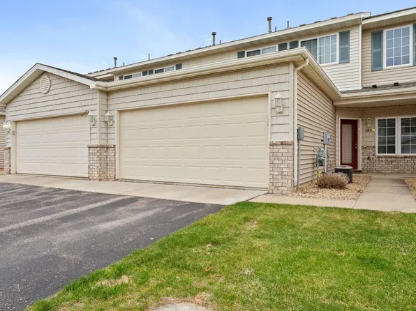 1520 Praha St SE, New Prague, MN 56071