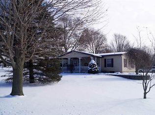 3955 E 100 S, Pierceton, IN 46562
