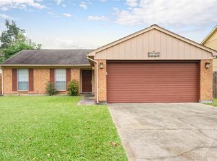 15307 Silverman St, Webster, TX 77598