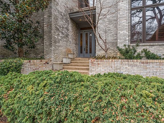 5th image of 3716 Briarhaven Rd