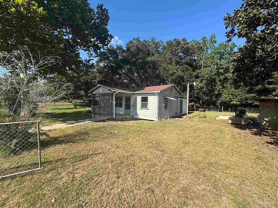 2nd image of 4604 Fowler Dr