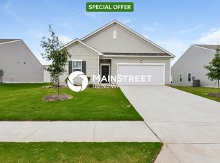 709 Kenyon Spring Dr, Zebulon, NC 27597