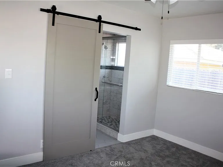 3035 Kathleen St — Photo 32