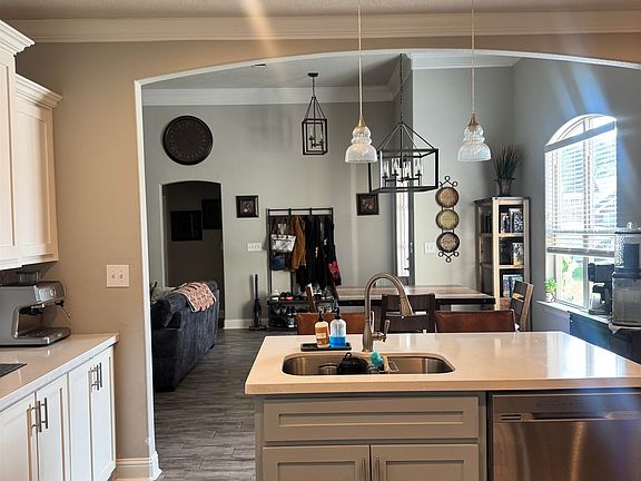 4th image of 3480 Michelle Ave