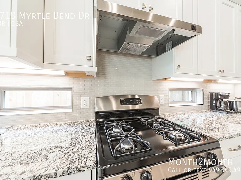 8718 Myrtle Bend Dr — Photo 10