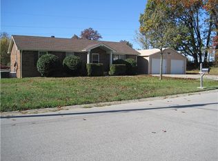 398 Helton Dr, Clarksville, TN 37042
