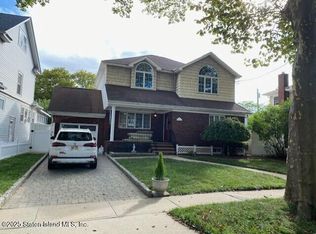 122 Prescott Ave, Staten Island, NY 10306