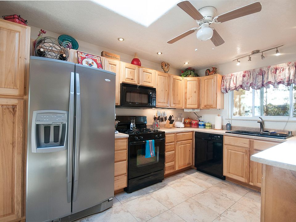1st image of 2117 Marie Park Dr NE
