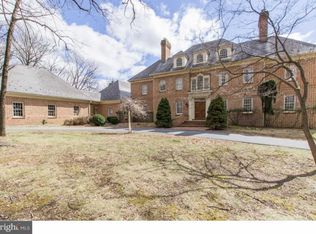 28 Mountain Laurel Ln, Malvern, PA 19355