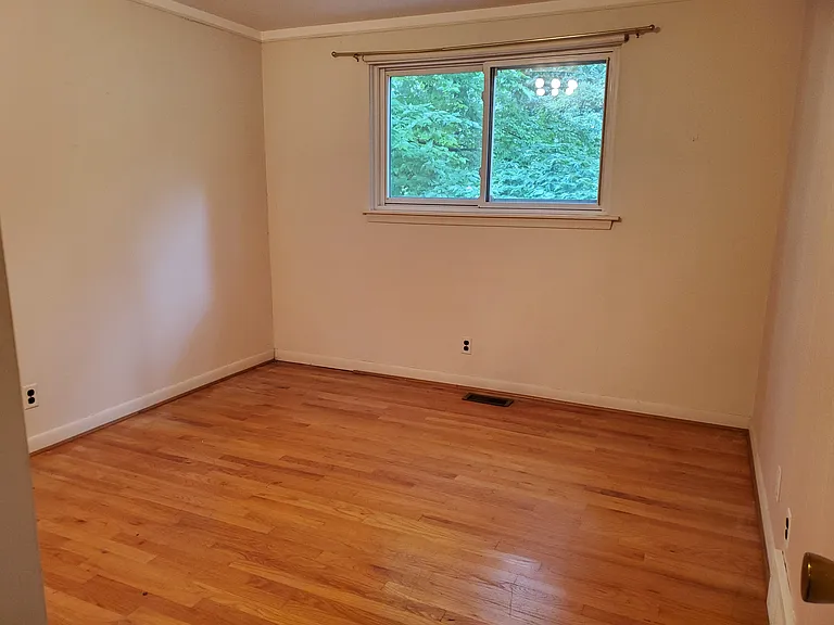 21105 Westfarm Ct — Photo 7