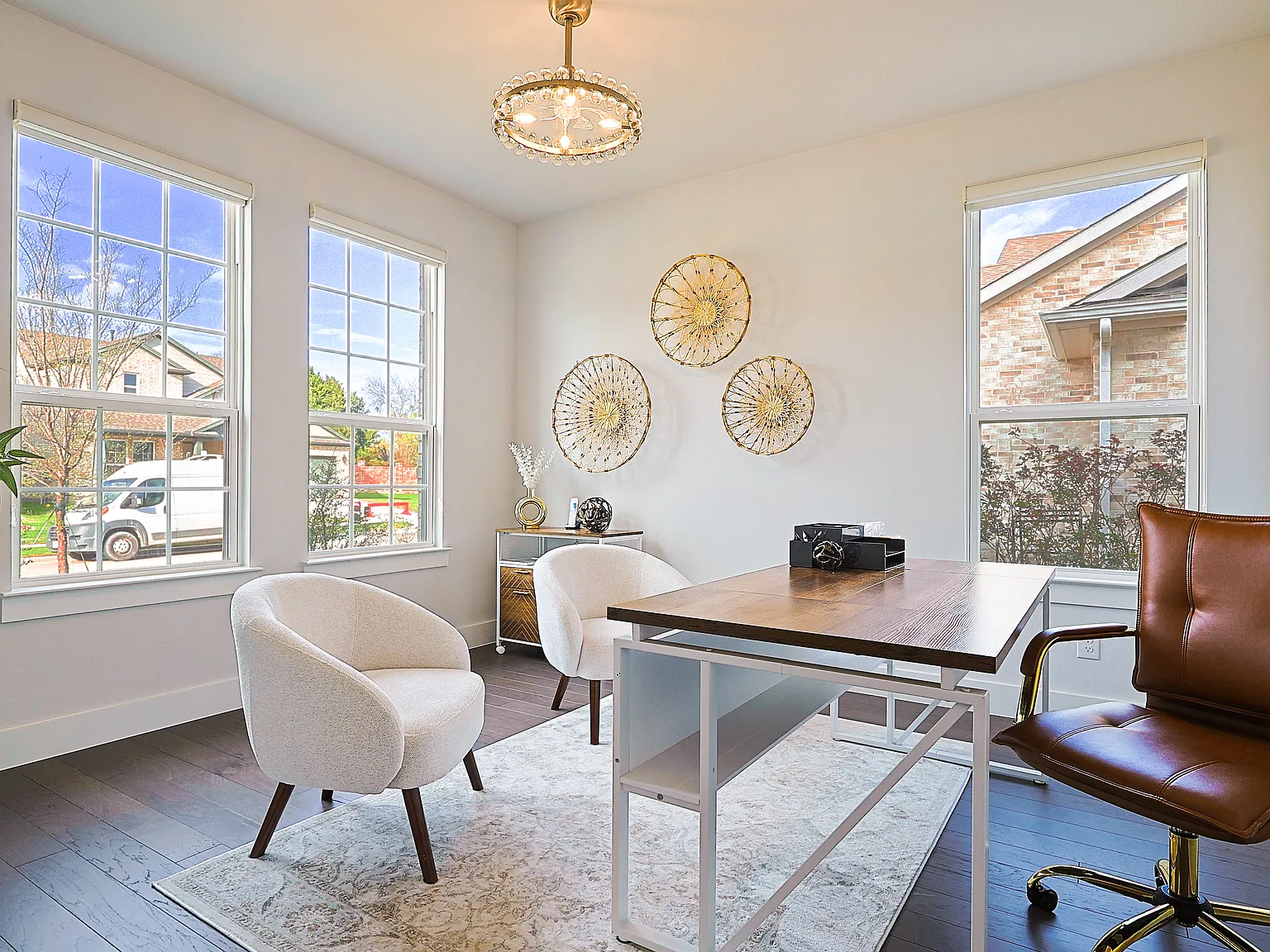 5 bed, 3535 sqft, $4,000 — Photo 3