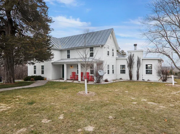 N6612 County Rd N, Princeton, WI 54968