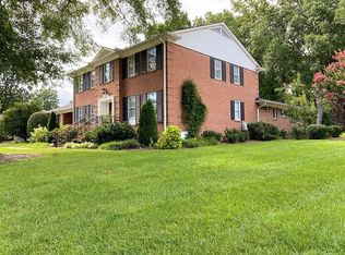 191 Chapman Rd, Greenville, SC 29605