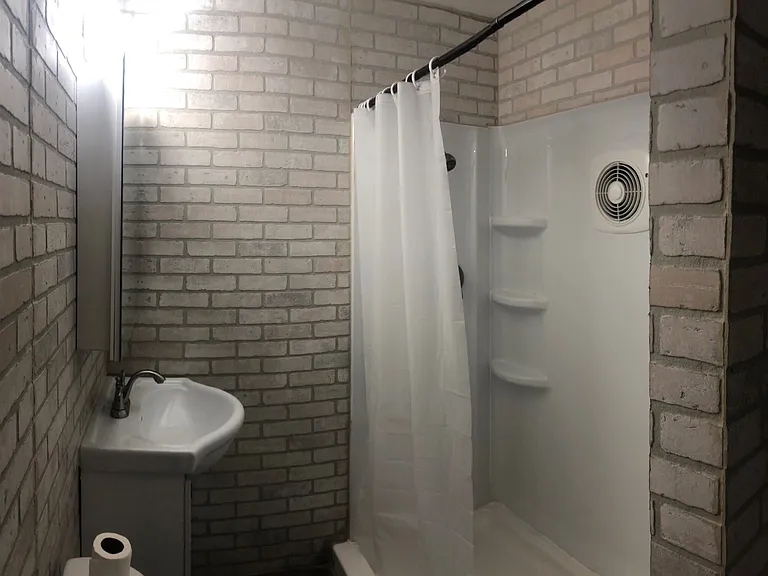 603 Chestnut St #3 — Photo 4