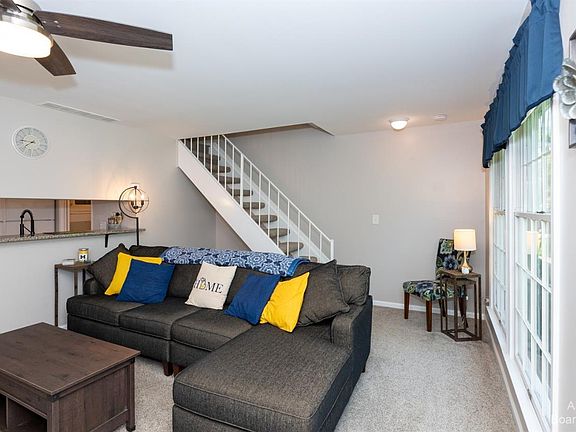 5th image of 2620 Fenwick Ct