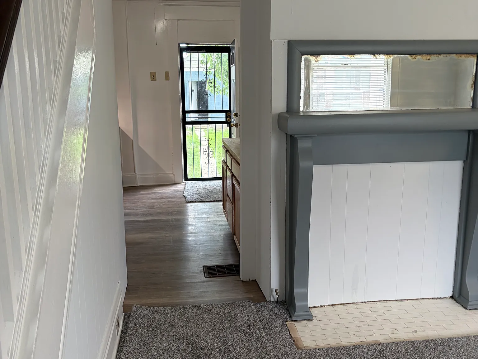 2 bed, 1100 sqft, $1,500 — Photo 2