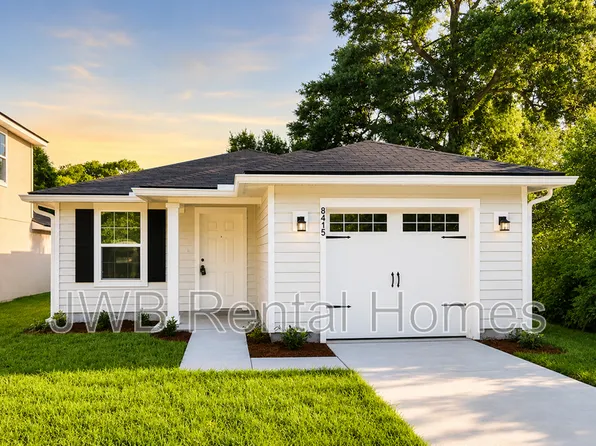 8415 Berry Ave, Jacksonville, FL 32211