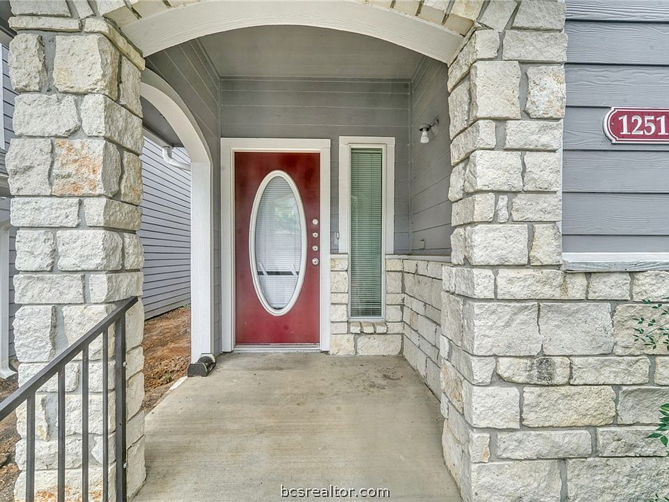 1st image of 1251 Canyon Creek Cir