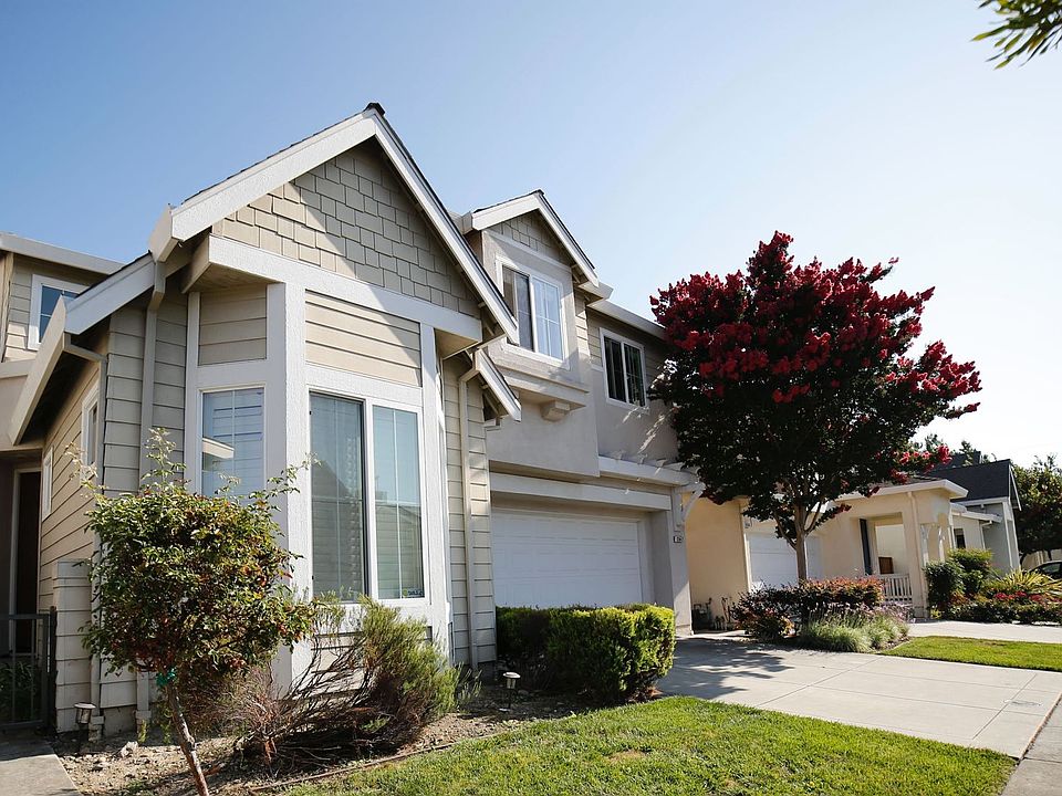 1st image of 2042 McKenzie Pl