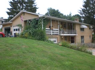 590 Crystal Ln, Lancaster, OH 43130