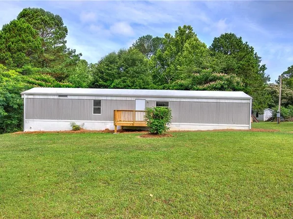 894 Frashier Rd, Carrollton, GA 30116