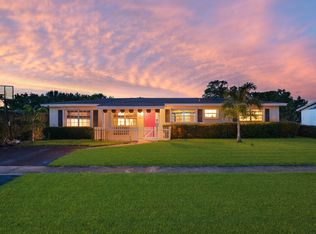 2621 Meadow Rd, West Palm Beach, FL 33406