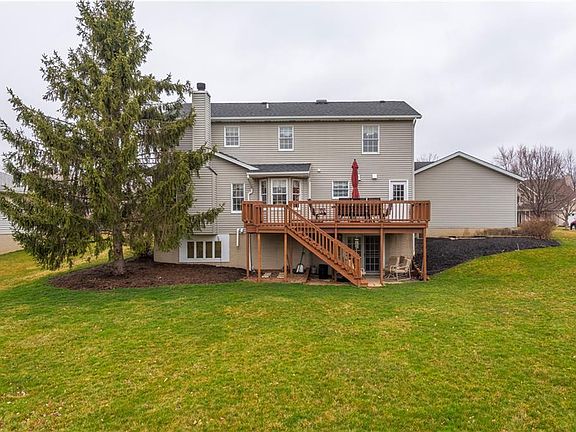 2nd image of 20871 Parkwood Ln