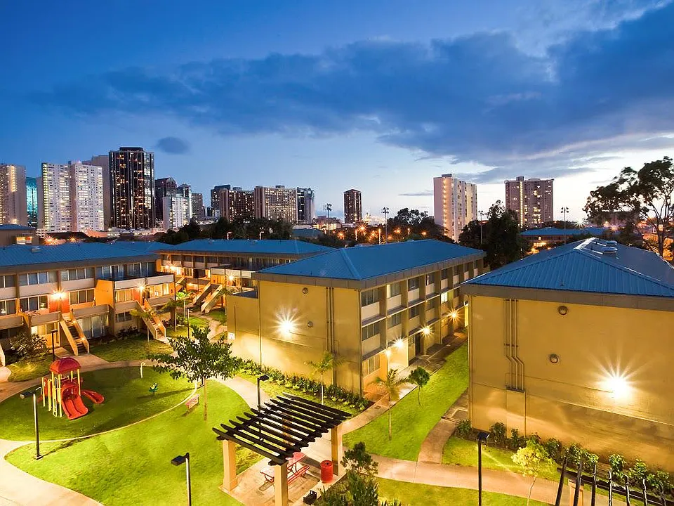 Waena Apartments