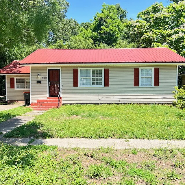 2007 W 29th Ave