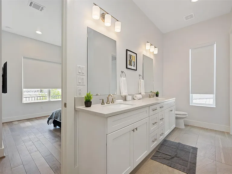 5914 Val Verde St — Photo 14