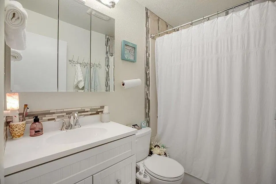 3 bed, 1500 sqft, $1,825 — Photo 3