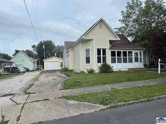 3rd image of 811 N Walnut St