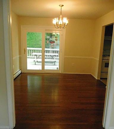 4th image of 2282 W Longview Dr