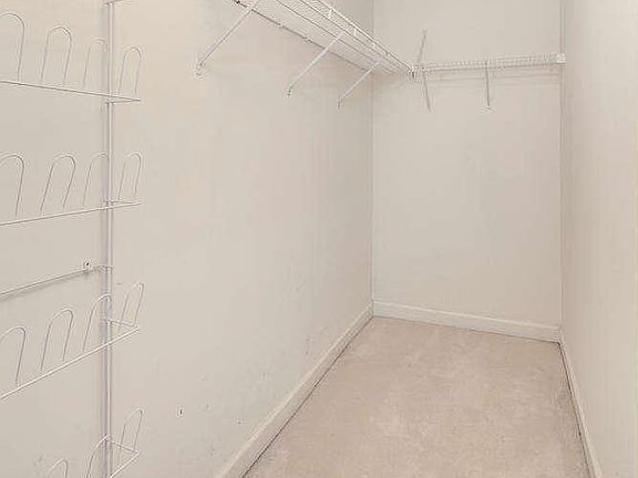 4th image of 623 Admiral Dr Unit 401