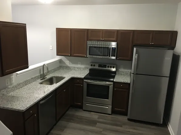 26 Belhaven Dr, Clayton, NC 27520