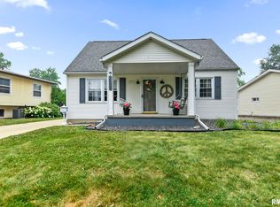 2509 Somerton Rd, Springfield, IL 62702