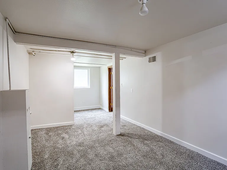 4818 Wirt St — Photo 18