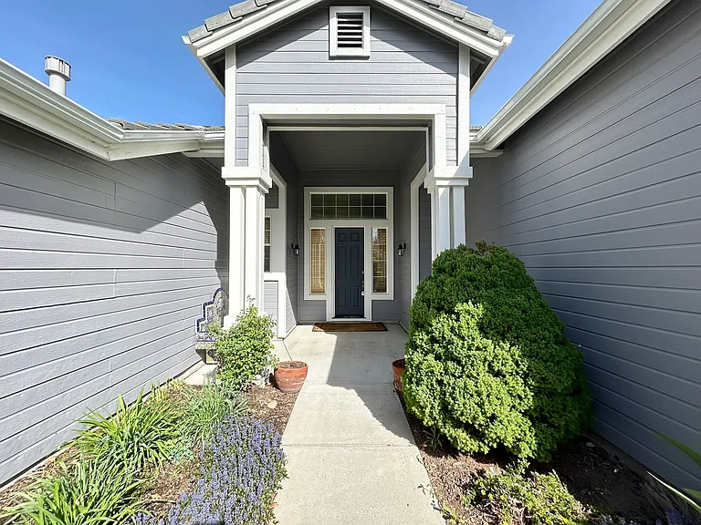2460 Genoa Springs Ct — Photo 2