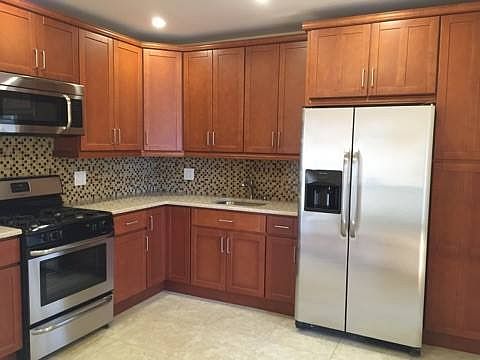 2nd image of 1221 73rd St