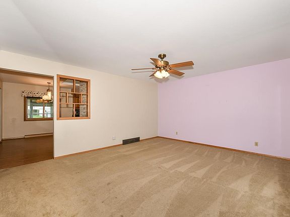 5th image of 312 N Jackson STREET