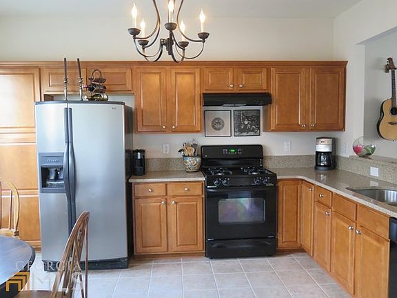 5th image of 3018 Glendower Way