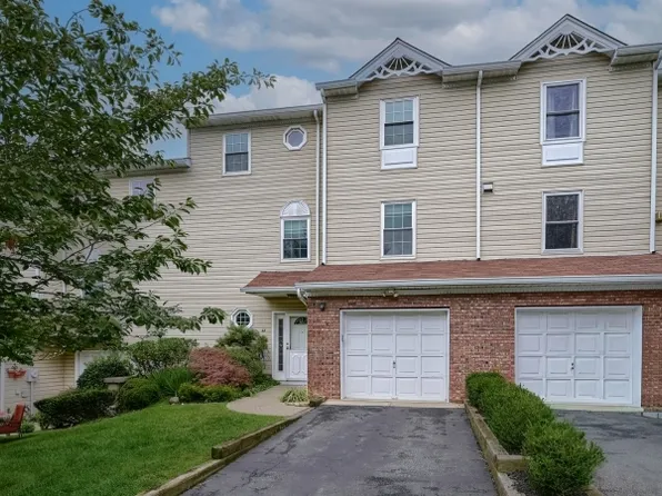 42 Bowfell Ct, Wayne Twp., NJ 07470