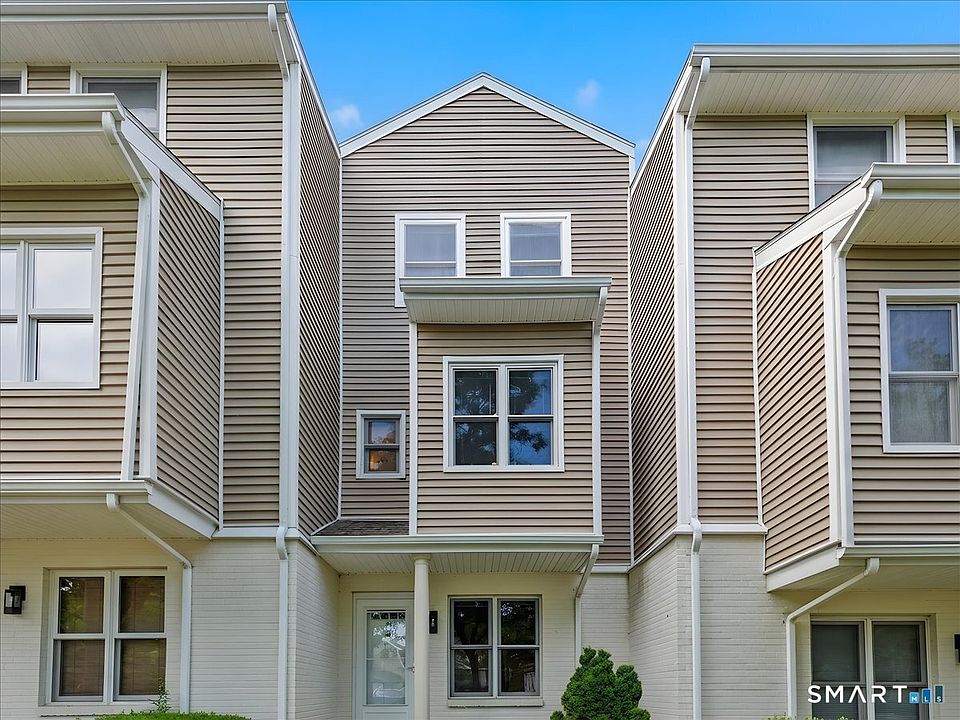 1st image of 71 Cobblestone Drive #71