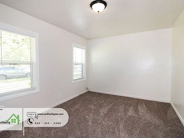 3010 Church St — Photo 11