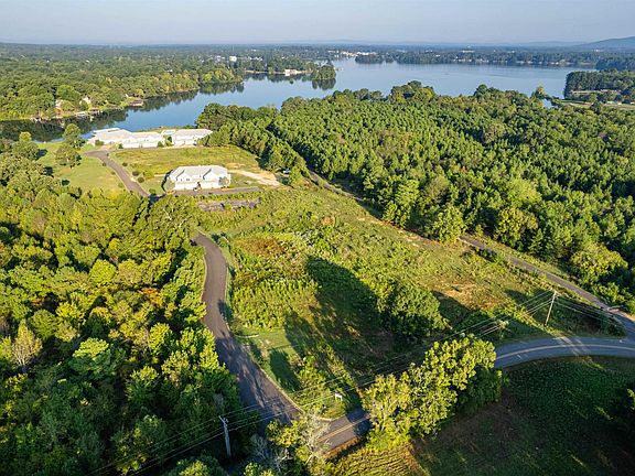 2nd image of Fish Hatchery Rd